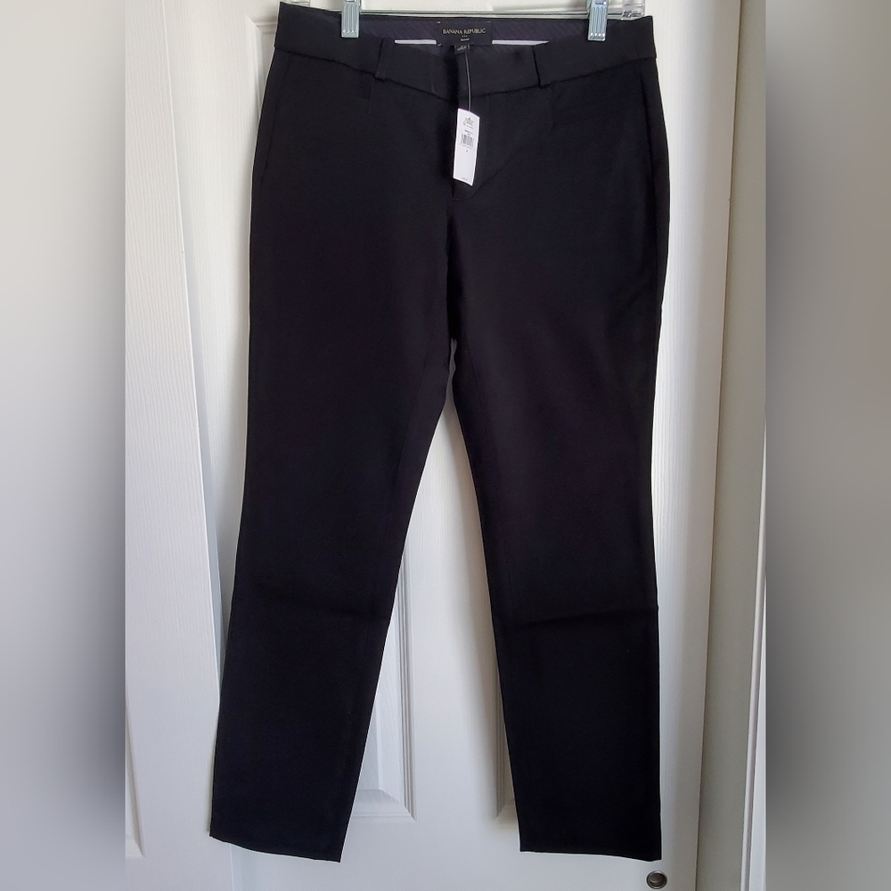 NWT--Banana Republic Sloan Slim Pant: size 2